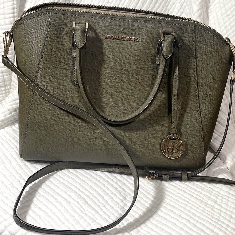 Michael Kors purse